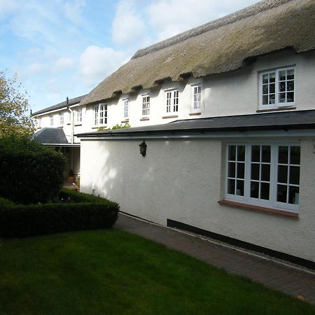 Tumbling Weir Hotel Ottery St Mary Zewnętrze zdjęcie