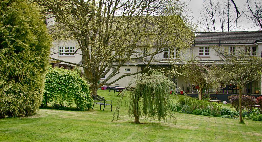 Tumbling Weir Hotel Ottery St Mary Zewnętrze zdjęcie