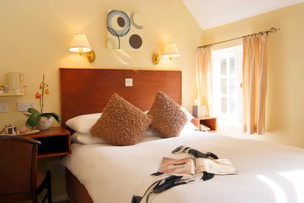 Tumbling Weir Hotel Ottery St Mary Zewnętrze zdjęcie