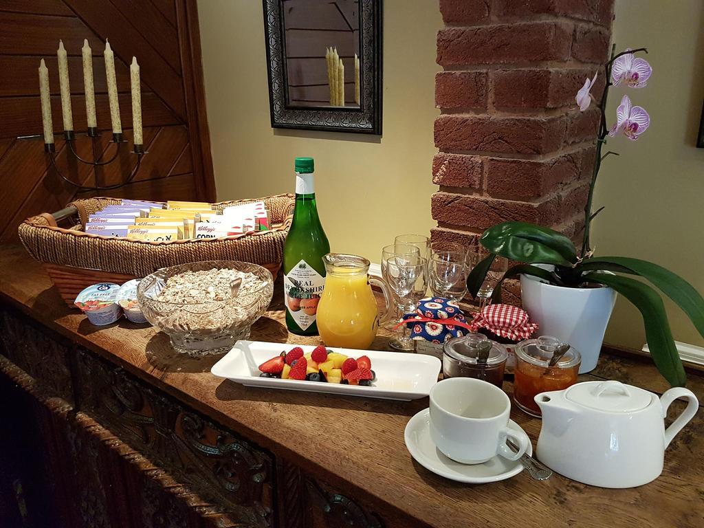 Tumbling Weir Hotel Ottery St Mary Zewnętrze zdjęcie